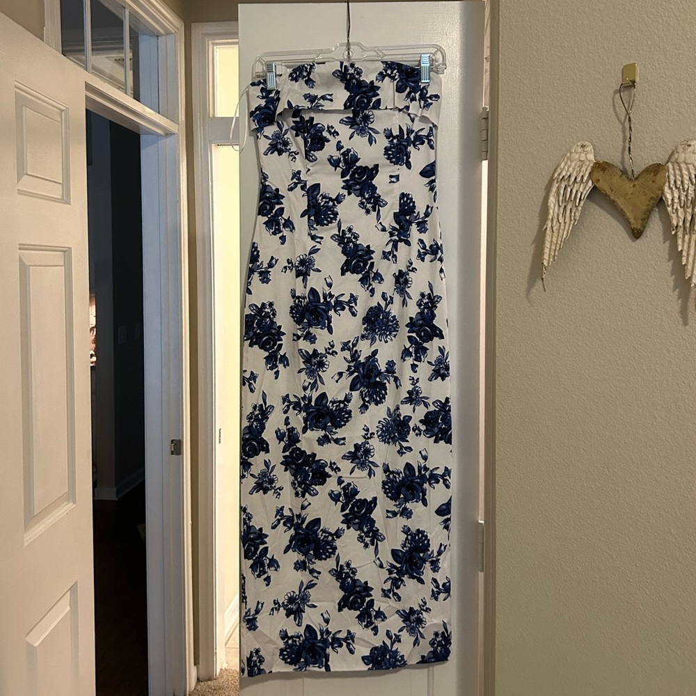 NWT White and Blue Floral Maxi Dress, size S